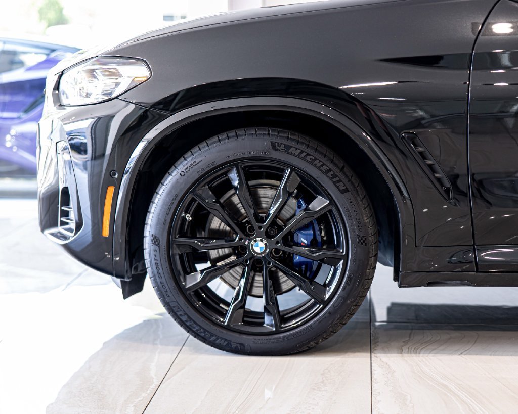 Used 2024 BMW X3 M40i w/ Parking Assistance Package AWD/4WD image 8