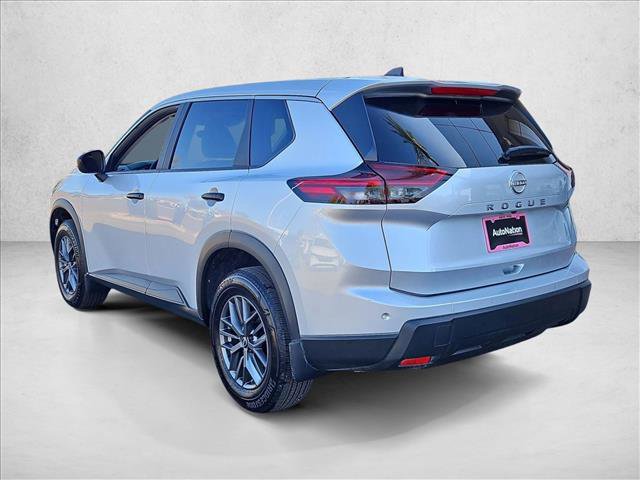 Used 2025 Nissan Rogue S image 8