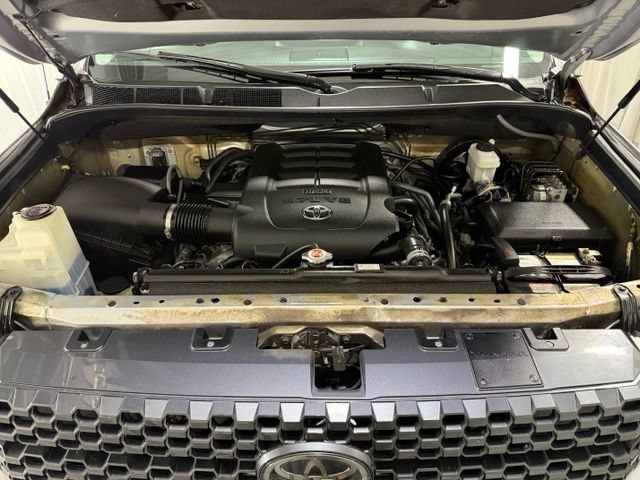 Used 2018 Toyota Tundra Platinum AWD/4WD image 26