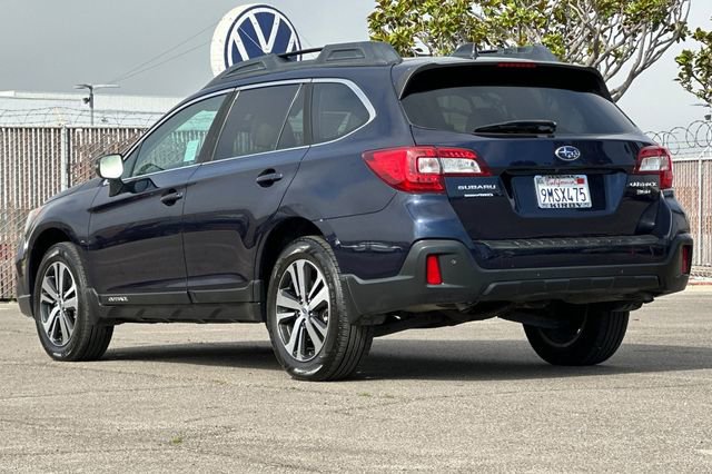 Used 2018 Subaru Outback 3.6R Limited AWD/4WD image 6