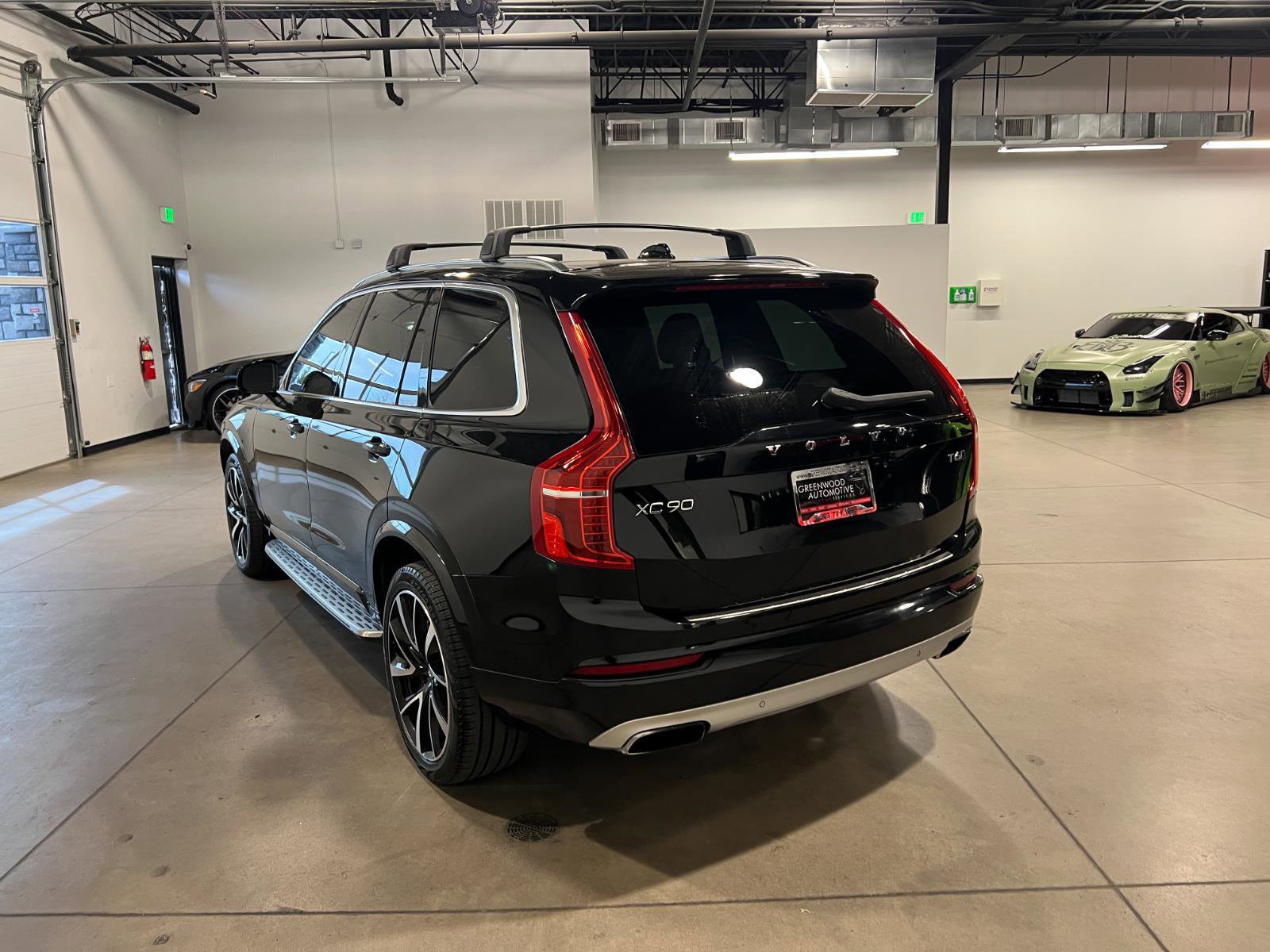 Used 2021 Volvo XC90 T6 Momentum image 5