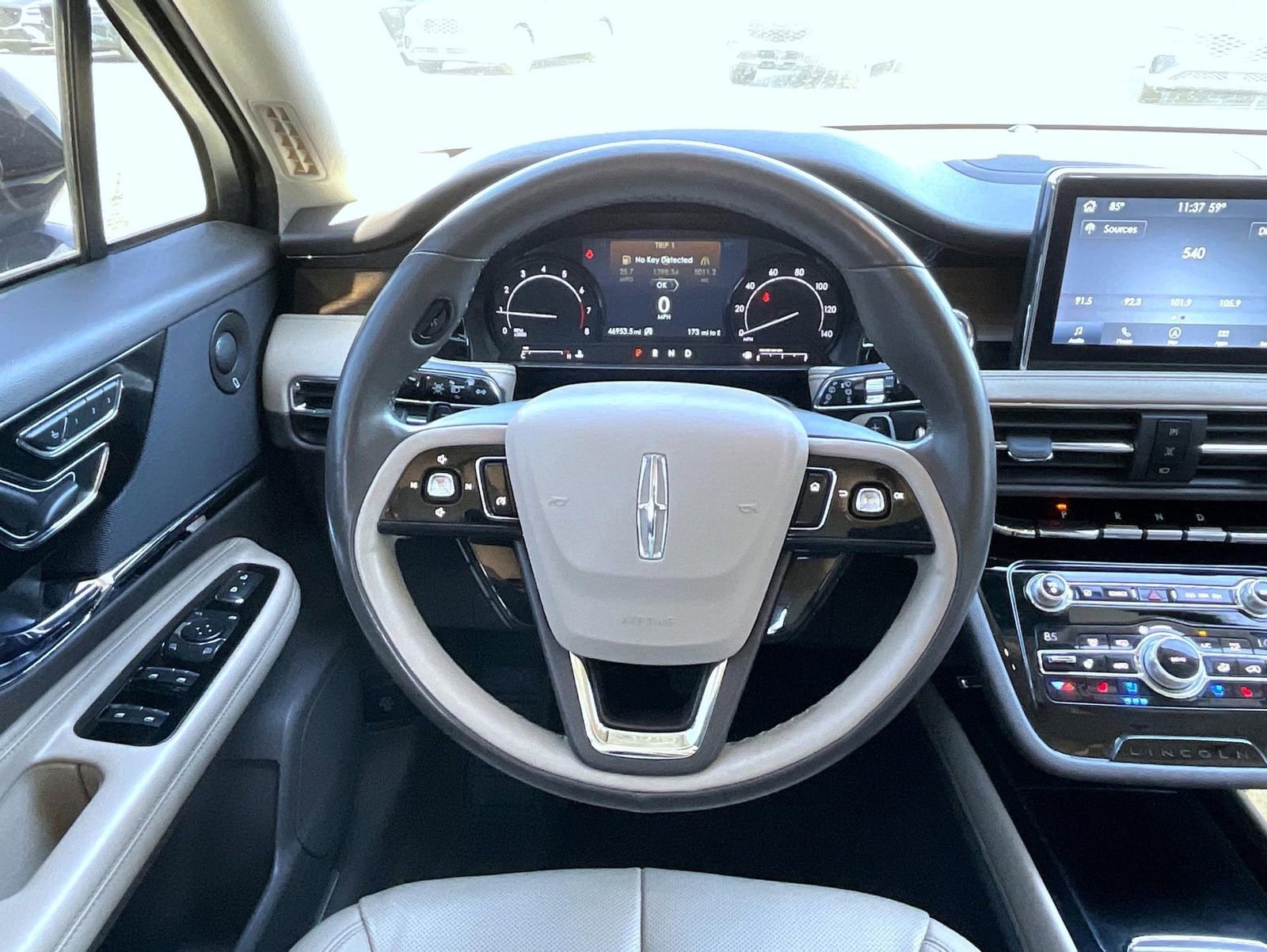 Used 2020 Lincoln Corsair Reserve w/ Elements Package AWD/4WD image 11