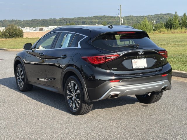Used 2018 INFINITI QX30 AWD image 7