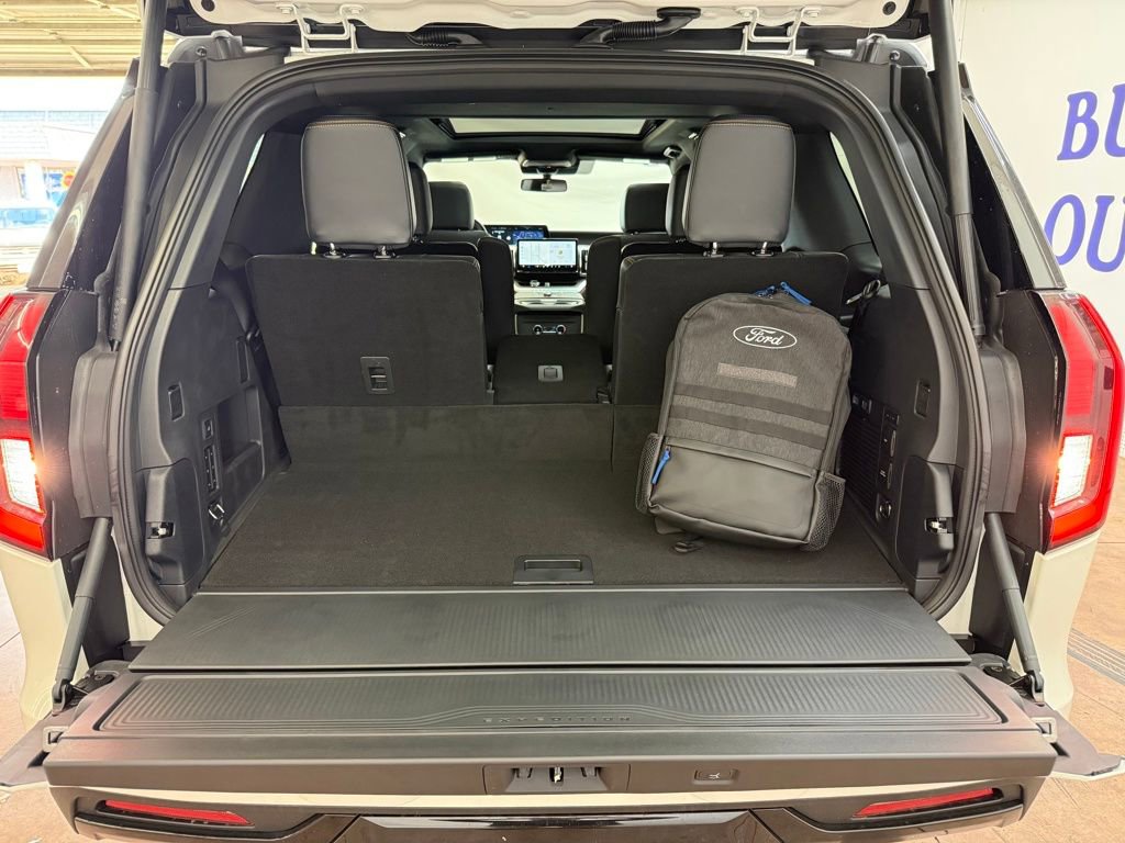 New 2025 Ford Expedition Tremor image 25