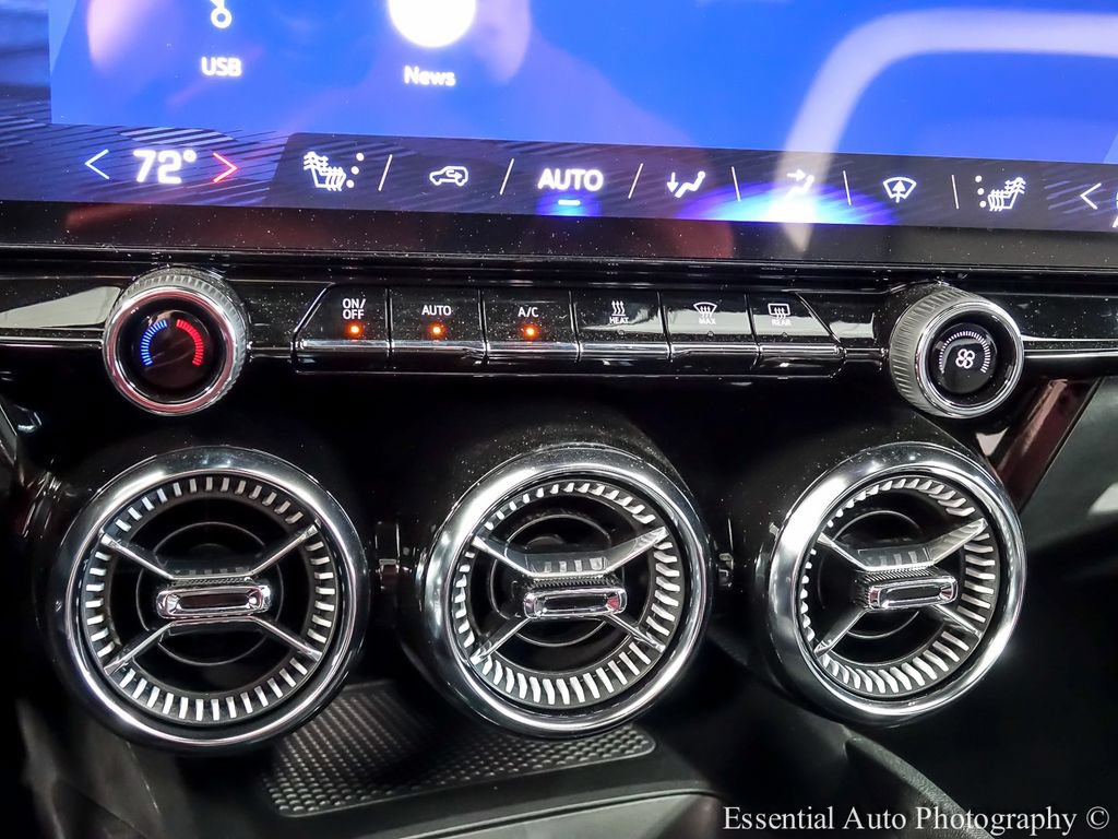 New 2026 Chevrolet Blazer EV LT AWD/4WD image 18