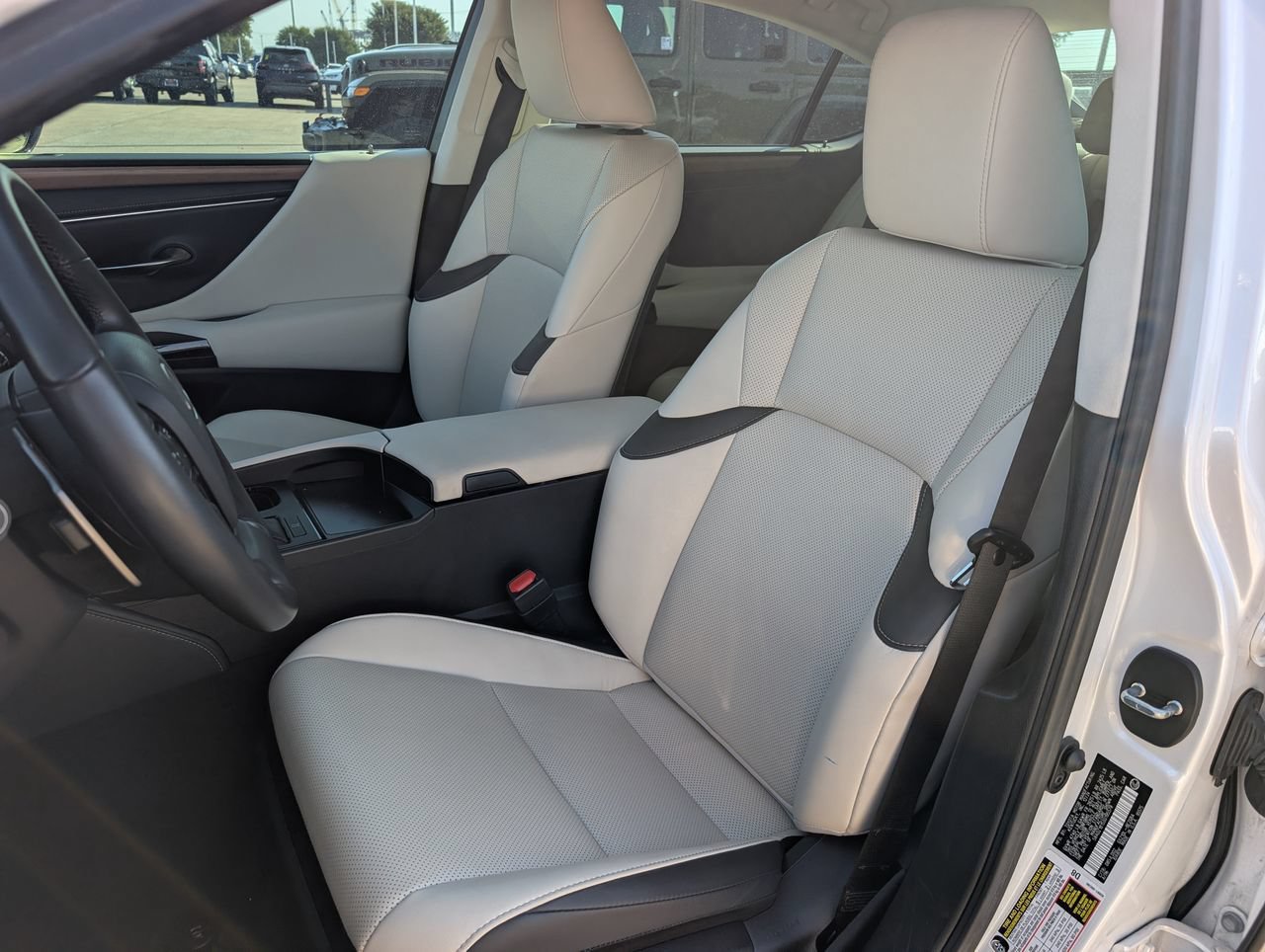 Used 2025 Lexus ES 350 w/ Premium Package FWD image 25