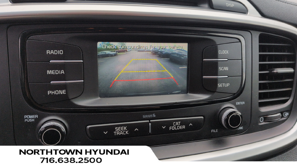 Used 2018 Kia Sorento FWD V6 image 12