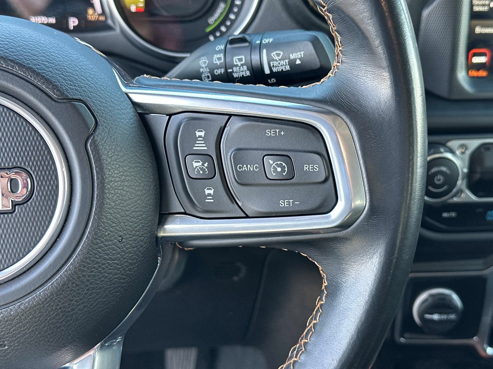 Certified 2022 Jeep Wrangler Unlimited Sahara image 29