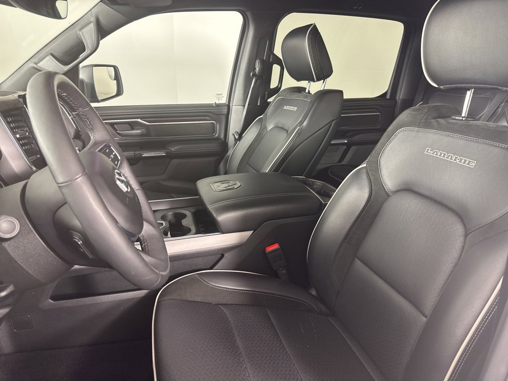 Used 2025 RAM 1500 Laramie image 17