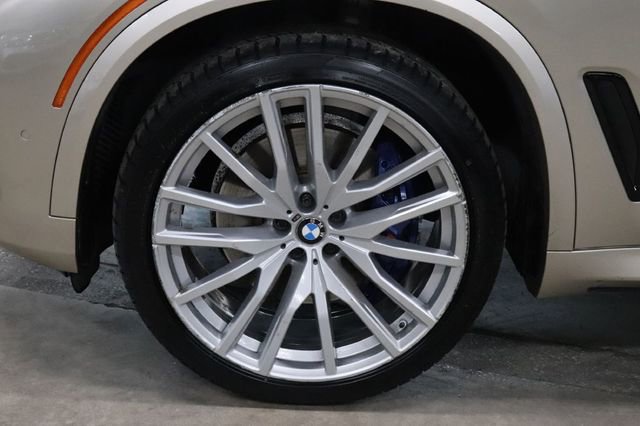 Used 2019 BMW X5 xDrive50i w/ M Sport Package image 29