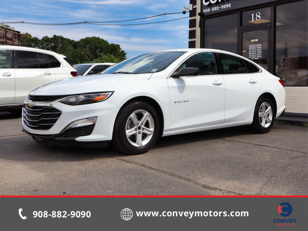 Used 2022 Chevrolet Malibu LS FWD image 1