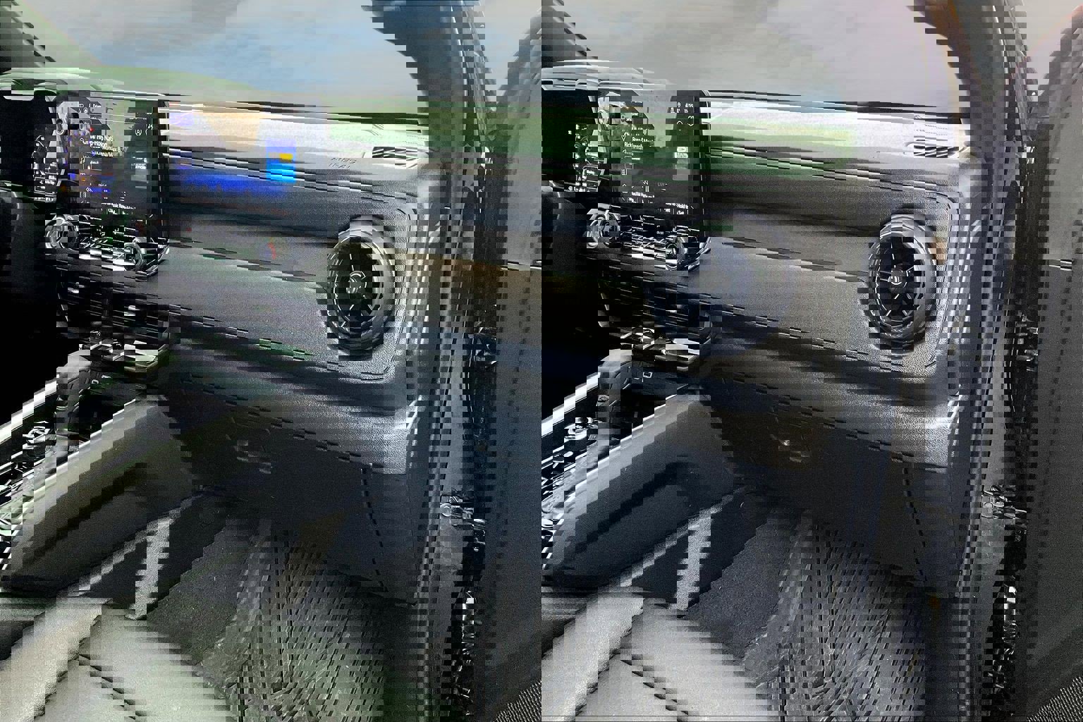 Used 2025 Chevrolet Colorado Trail Boss AWD/4WD image 18