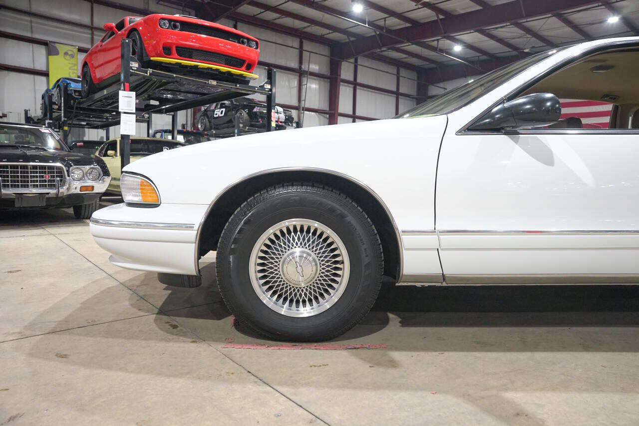 Used 1996 Chevrolet Impala SS image 3