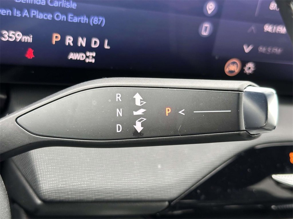 Certified 2025 Buick Enclave Preferred image 8