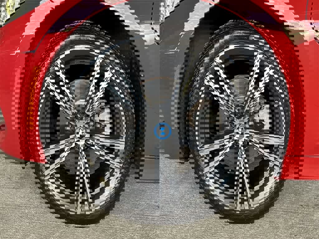 Used 2023 BMW 330e w/ Driving Assistance Package image 10