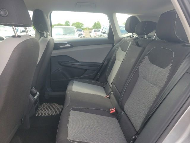Used 2024 Volkswagen Taos S FWD image 13