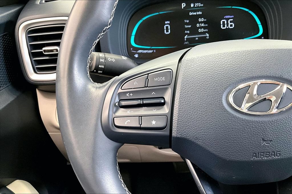 Certified 2024 Hyundai Venue Limited FWD image 20