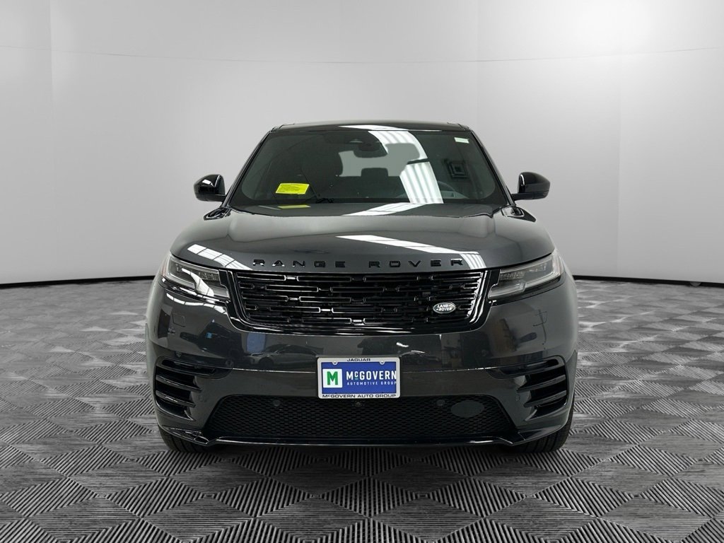 New 2025 Land Rover Range Rover Velar Dynamic SE image 2