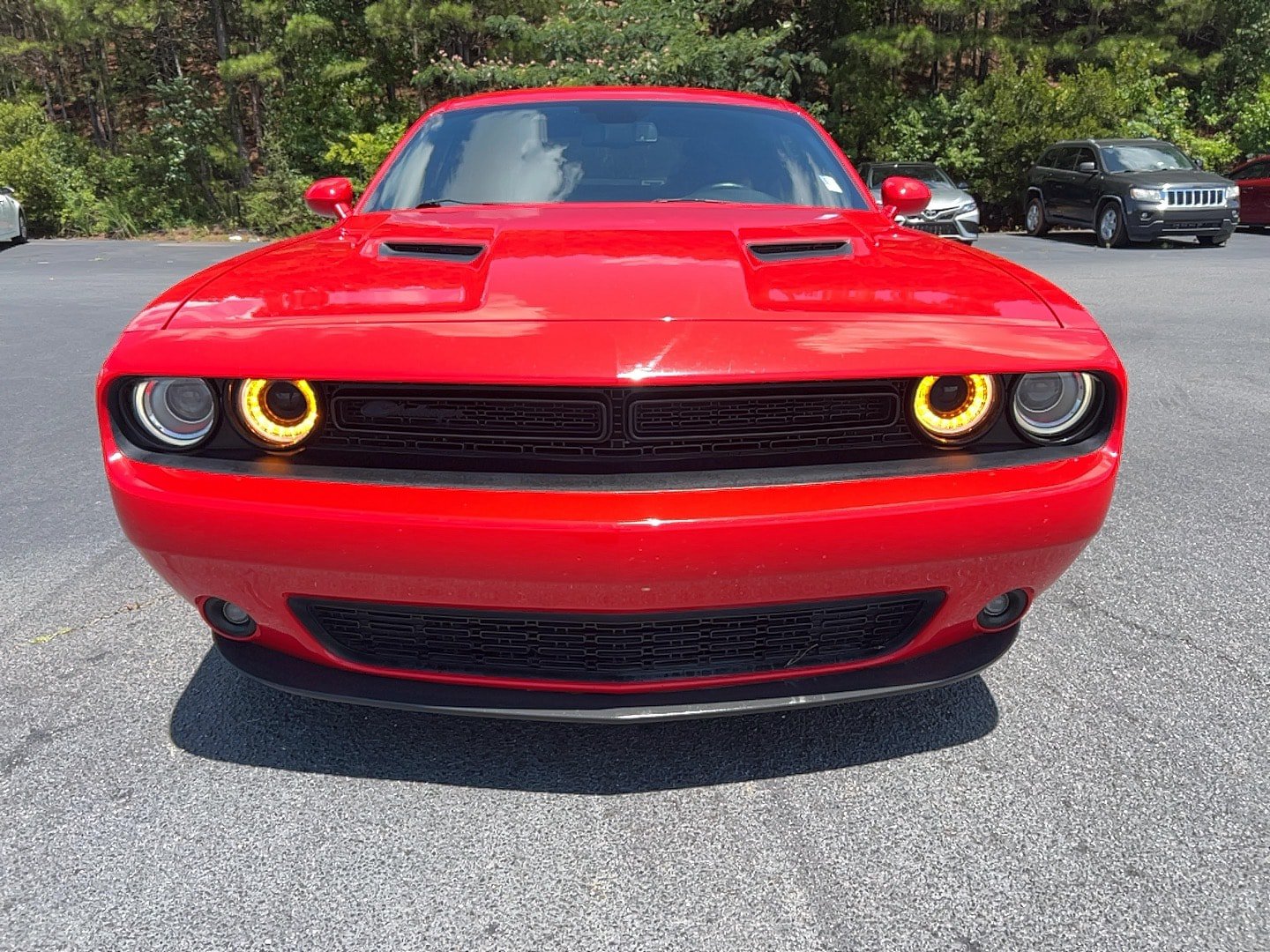 Used 2019 Dodge Challenger SXT w/ Blacktop Package RWD image 2