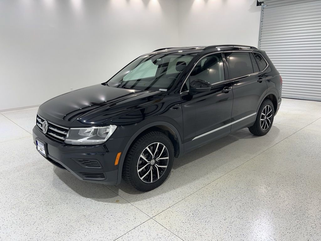 Used 2021 Volkswagen Tiguan SE FWD image 1