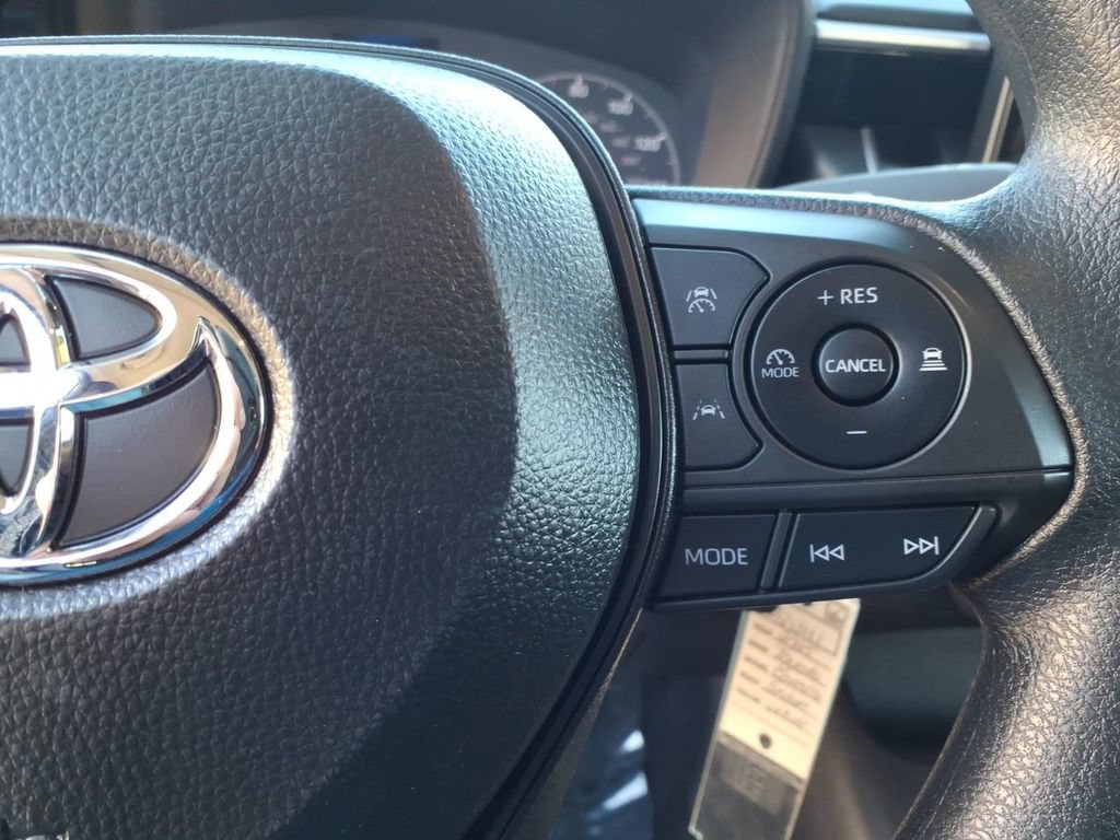 Certified 2025 Toyota Corolla LE FWD image 26