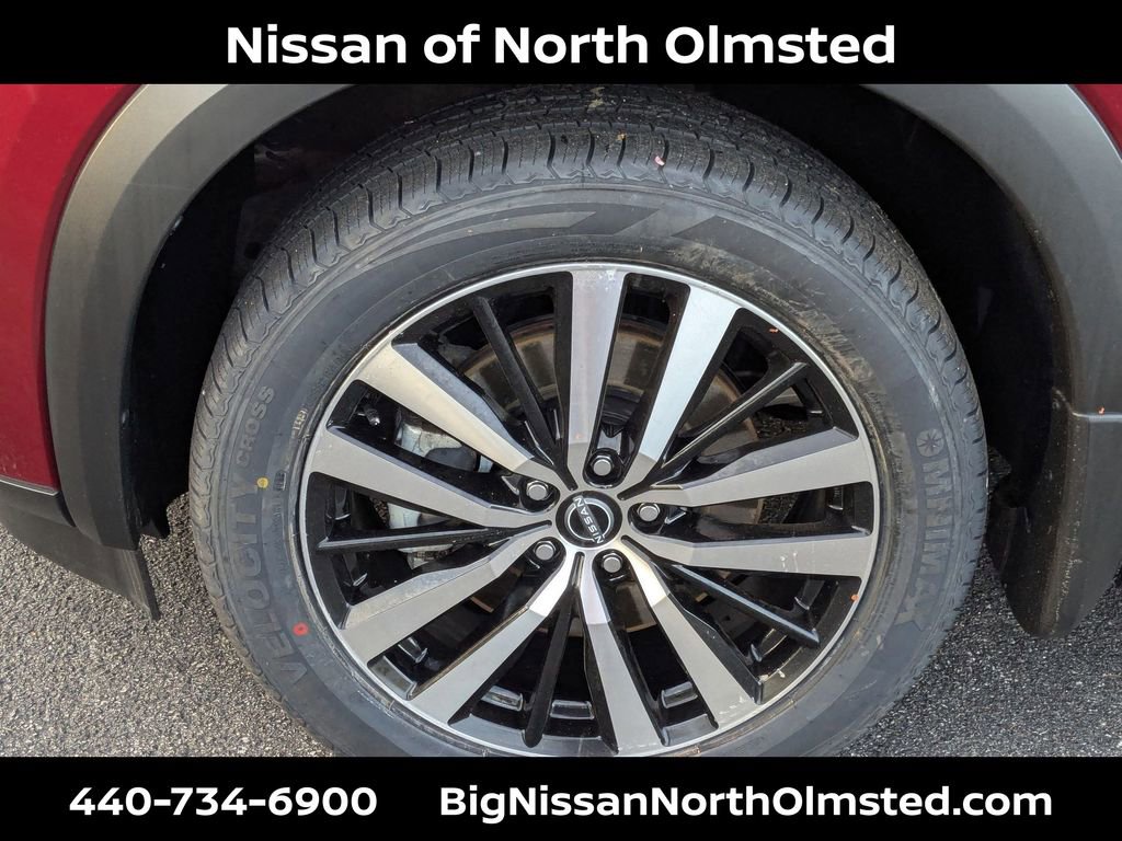 Certified 2024 Nissan Pathfinder Platinum AWD/4WD image 31