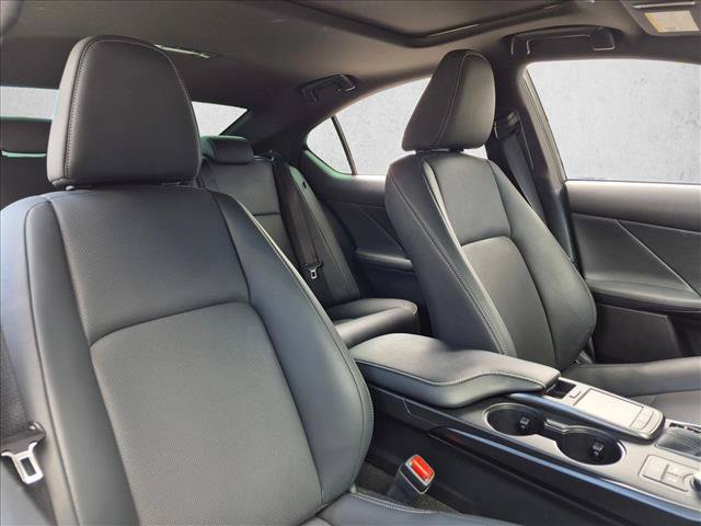 Used 2023 Lexus IS 300 w/ Premium Package RWD image 19