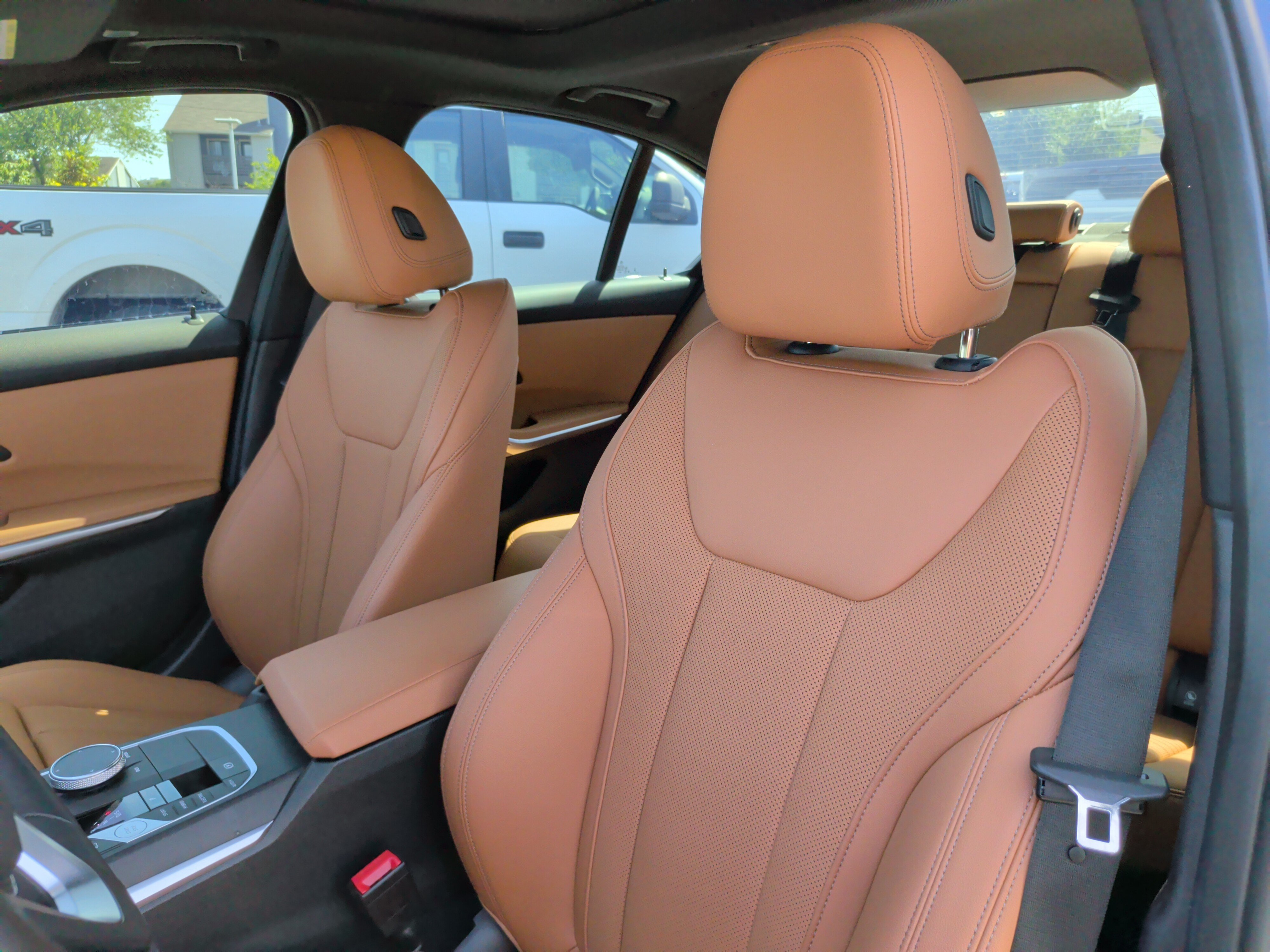 Used 2023 BMW 330e w/ Premium Package RWD image 27
