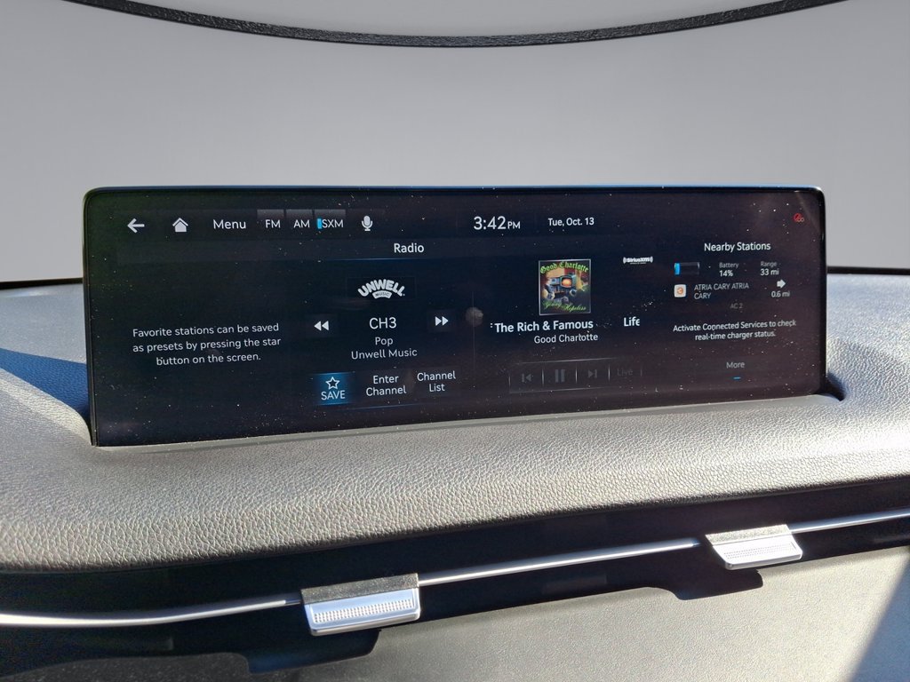 Used 2025 Genesis Electrified GV70 AWD/4WD image 14