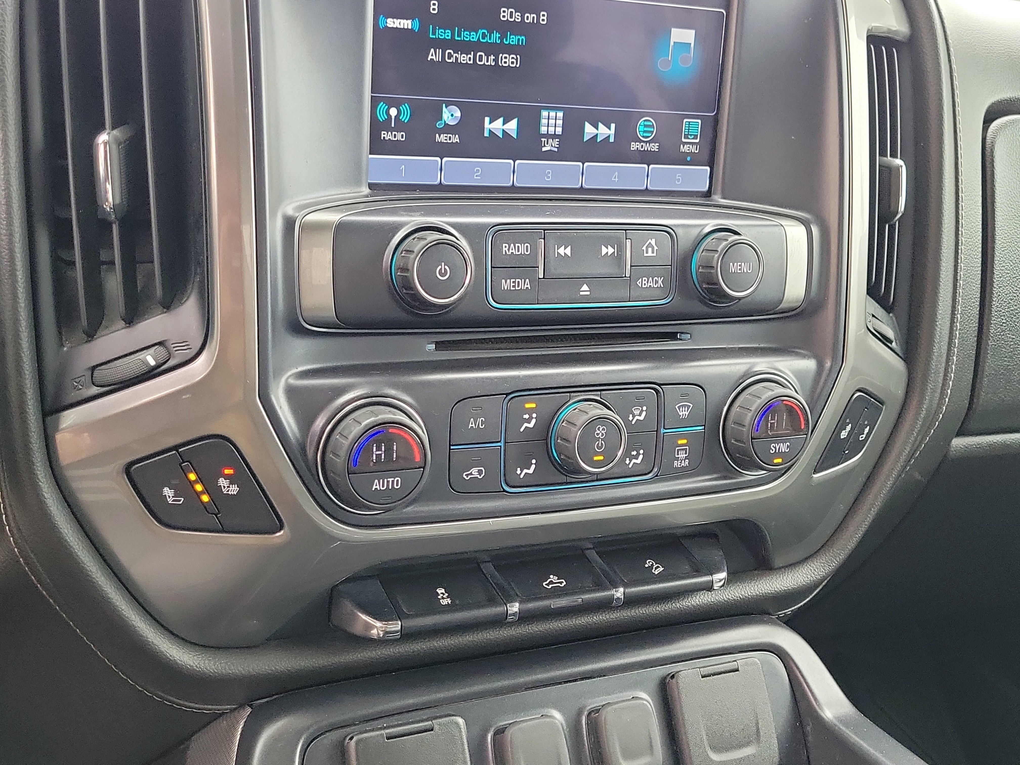 Used 2018 Chevrolet Silverado 1500 LTZ Z71 image 27