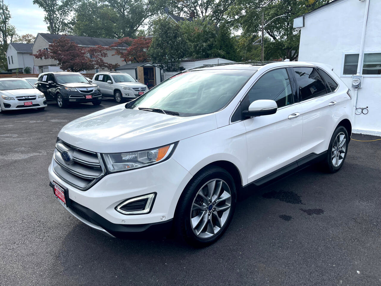Used 2016 Ford Edge Titanium w/ Equipment Group 302A image 3