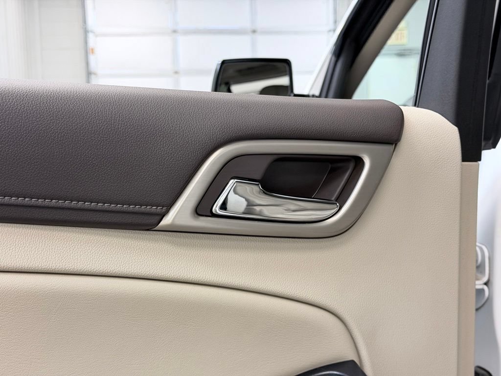 Used 2018 GMC Yukon Denali AWD/4WD image 19