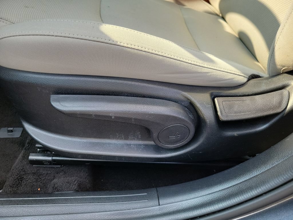 Used 2023 Kia Forte LXS FWD image 19
