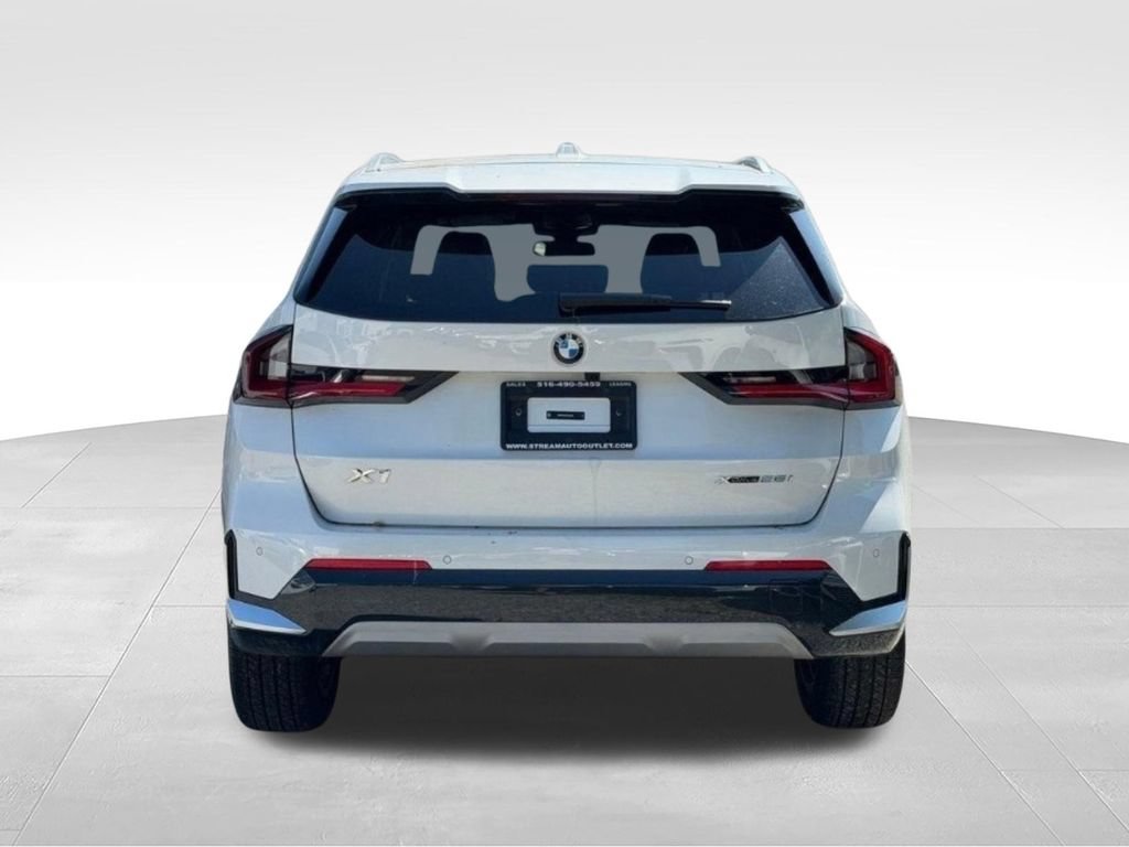 Used 2026 BMW X1 xDrive28i AWD/4WD image 7