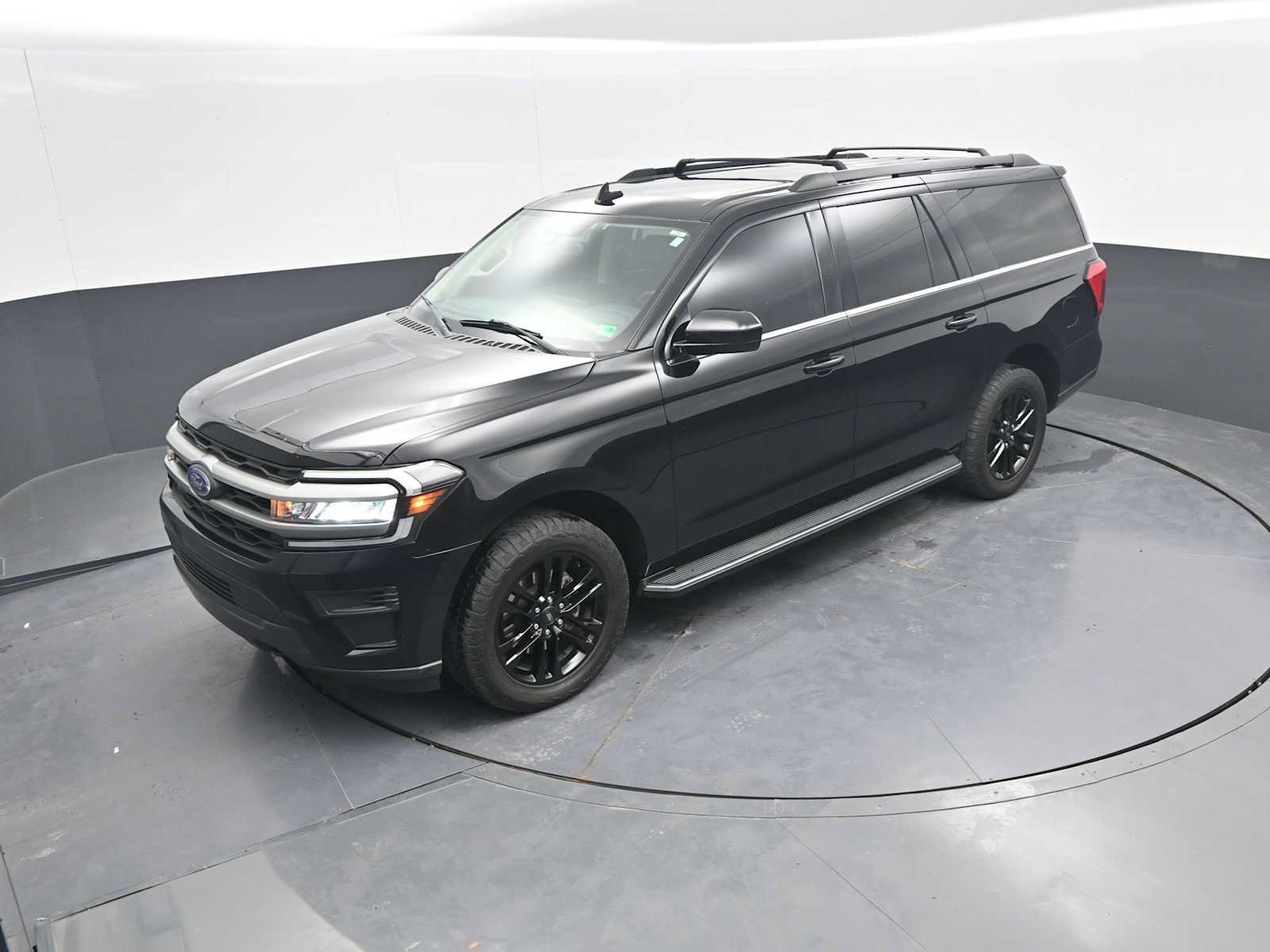 Used 2023 Ford Expedition Max XLT AWD/4WD image 41
