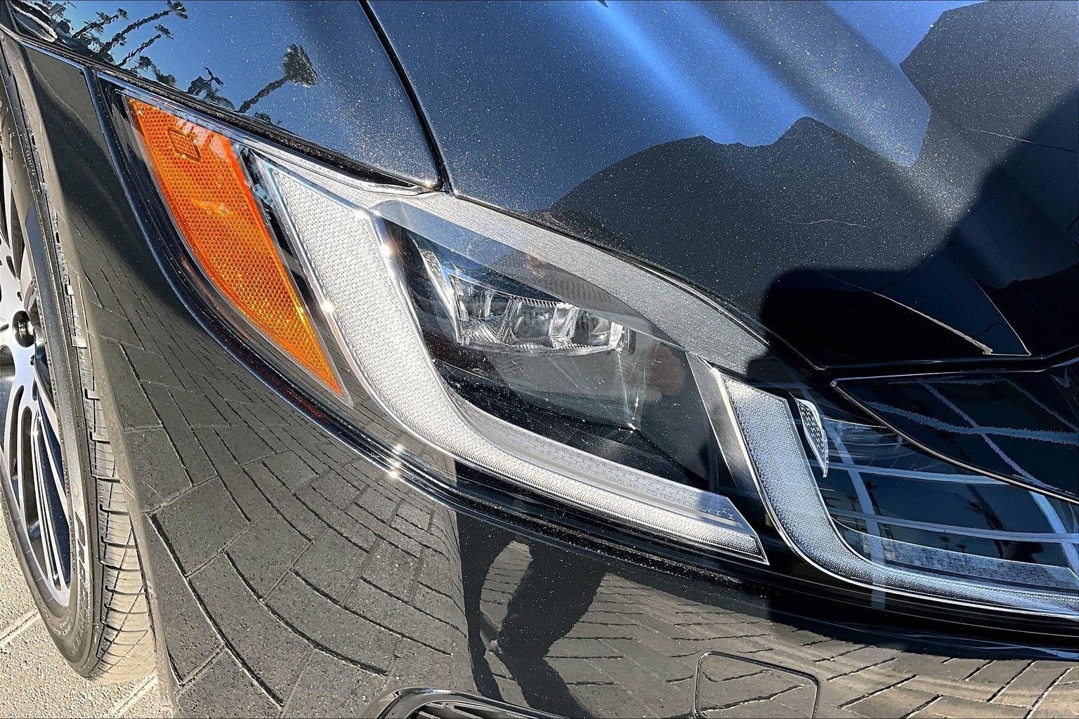 Used 2024 Jaguar XF R-Dynamic SE image 27