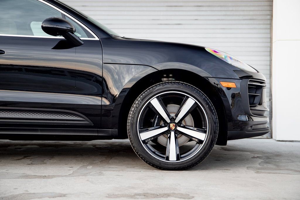 New 2026 Porsche Macan S AWD/4WD image 9