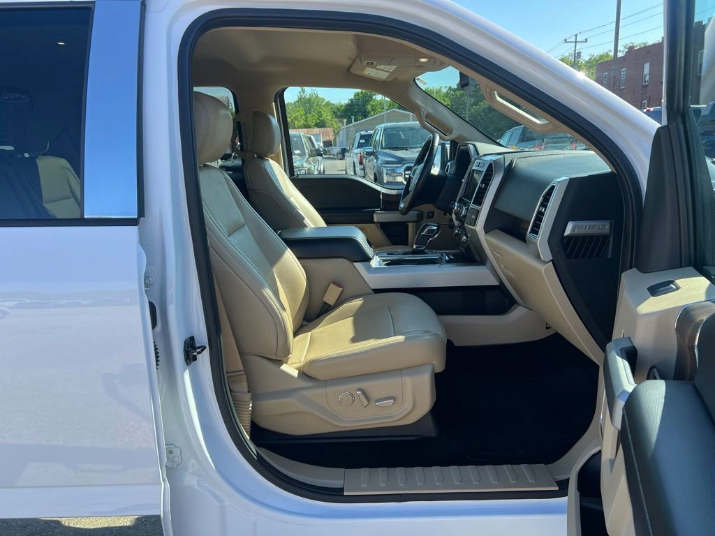 Used 2017 Ford F150 Lariat AWD/4WD image 21
