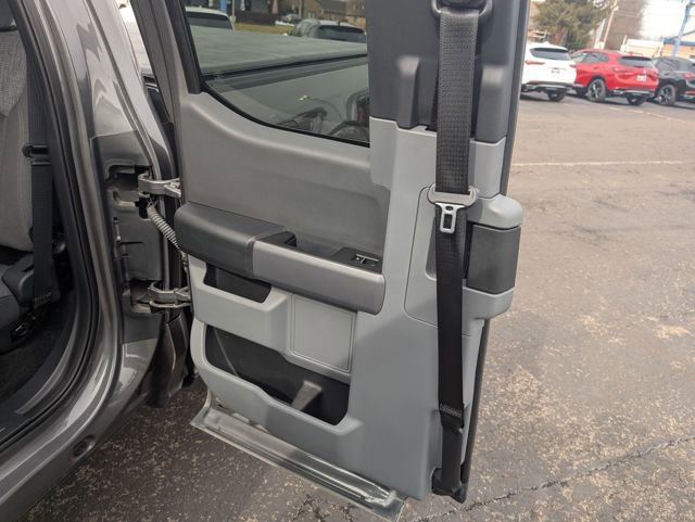 Used 2022 Ford F150 XLT image 11