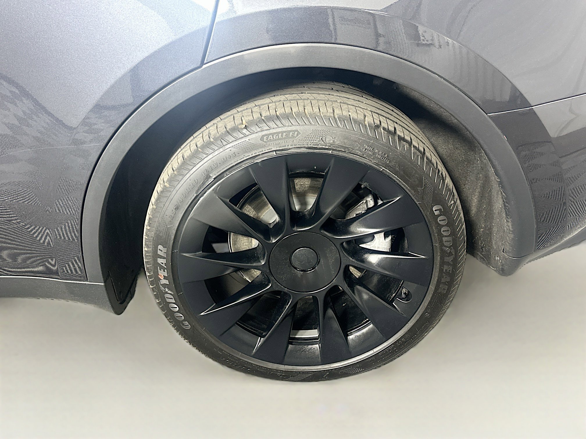 Used 2025 Tesla Model Y Long Range AWD/4WD image 11