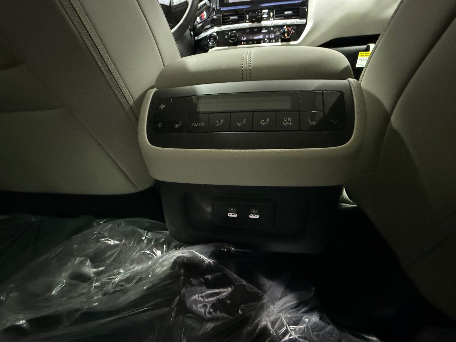 New 2026 Nissan Pathfinder SL FWD image 32