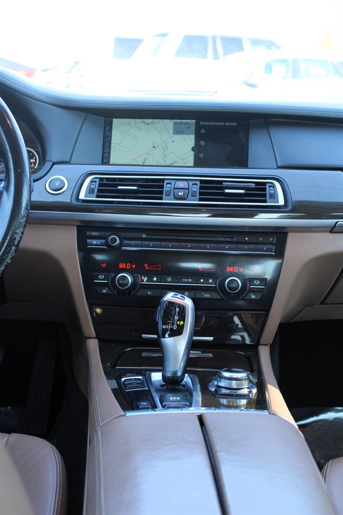 Used 2012 BMW 740i RWD image 12