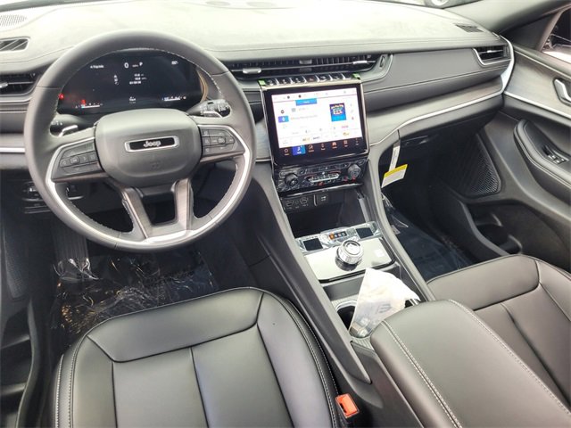 New 2025 Jeep Grand Cherokee Limited image 9