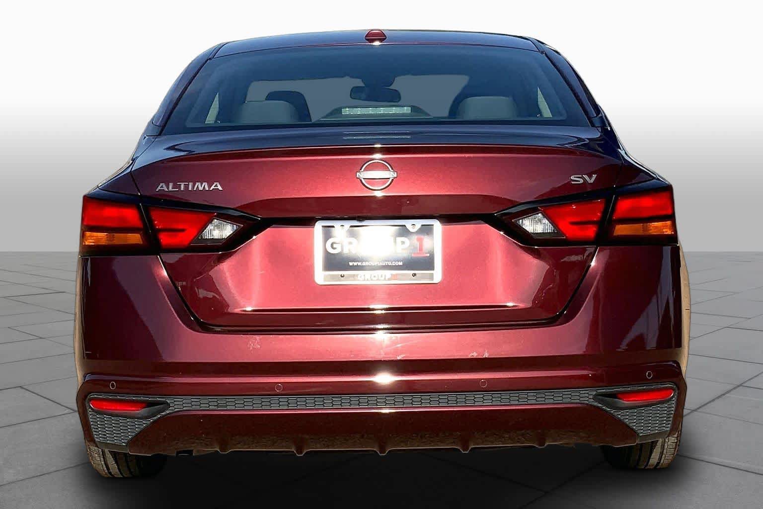 Used 2023 Nissan Altima 2.5 SV FWD image 5