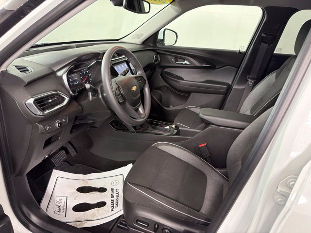 Used 2021 Chevrolet TrailBlazer LT w/ Convenience Package FWD image 16