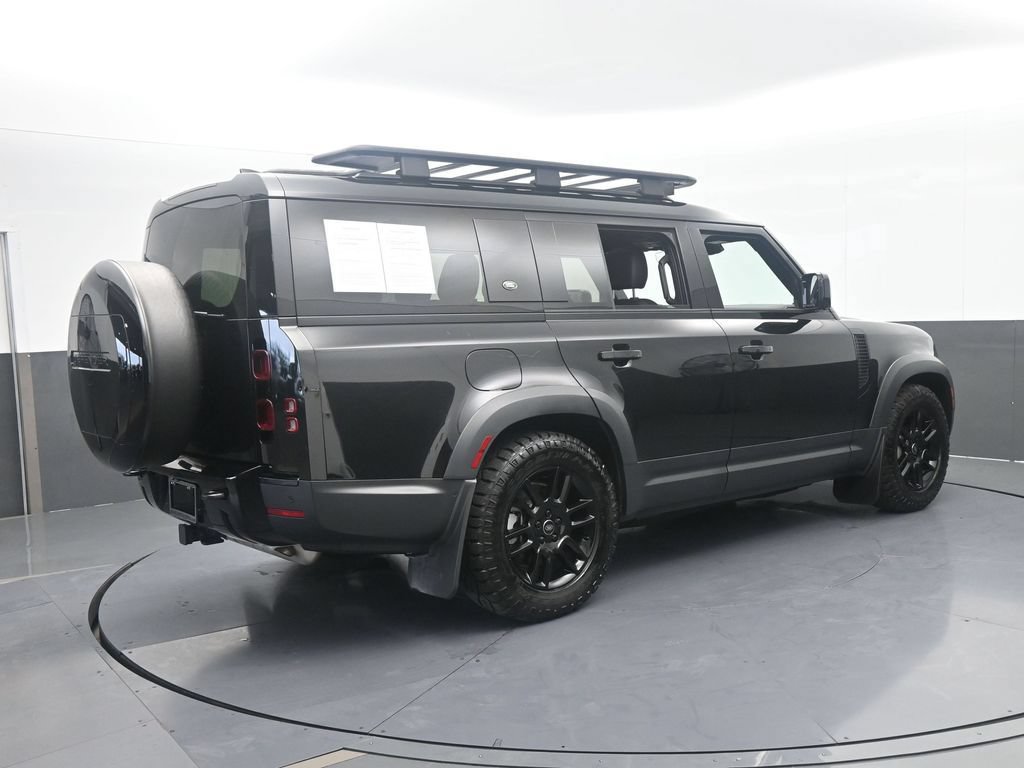 Used 2023 Land Rover Defender 130 SE AWD/4WD image 6