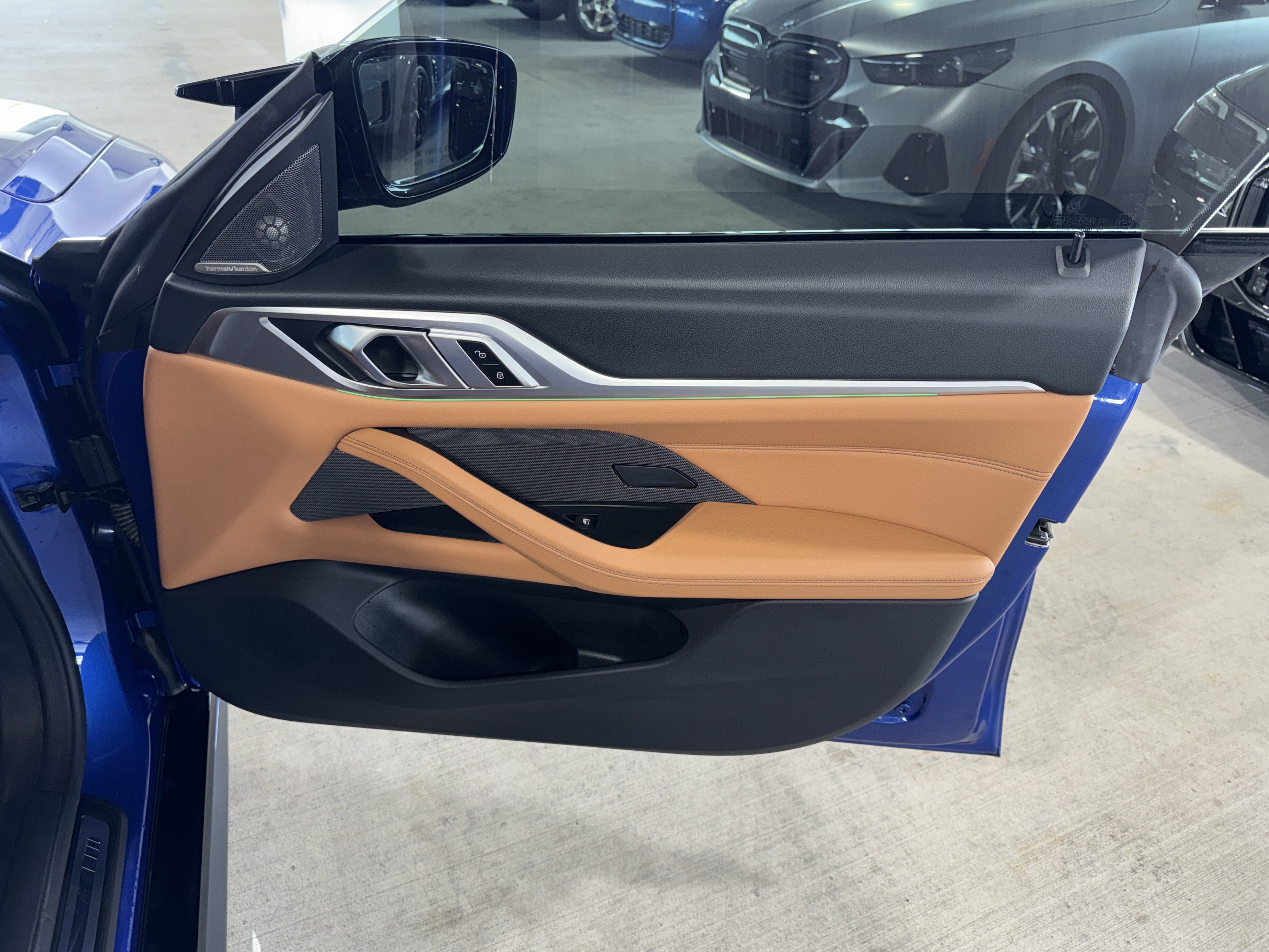 Used 2025 BMW M440i RWD image 9