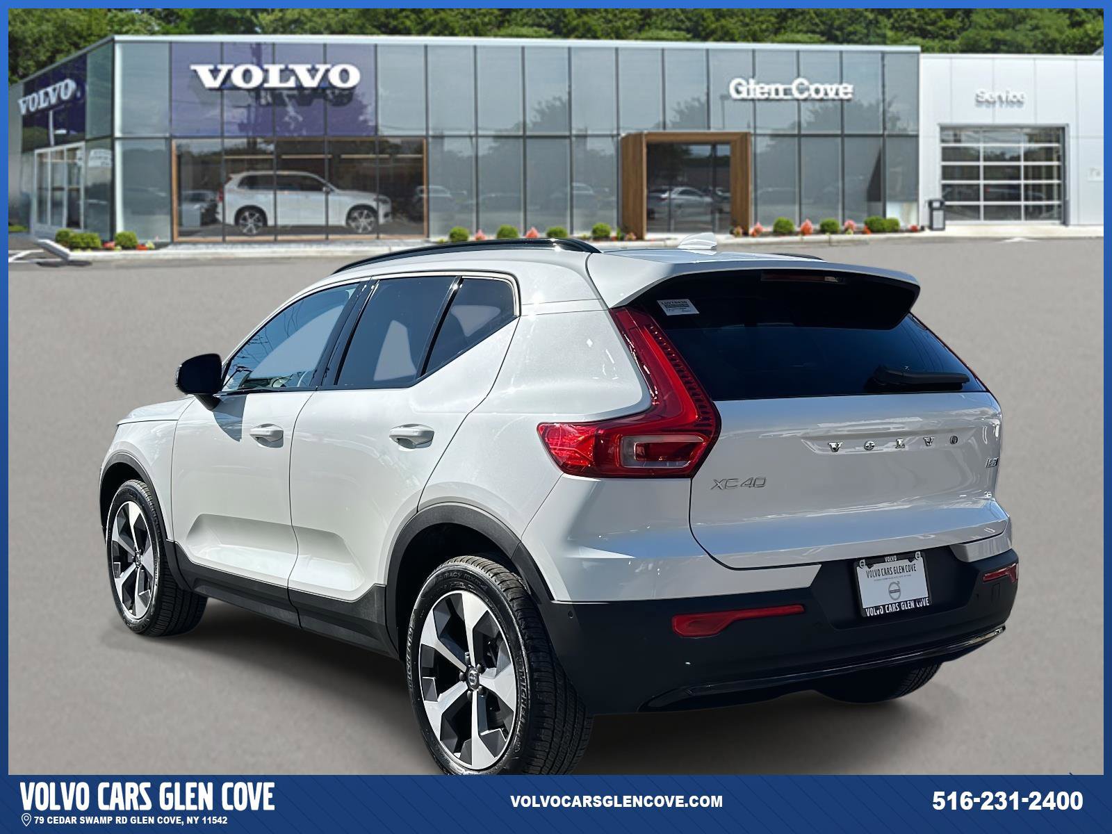 Used 2026 Volvo XC40 B5 Plus w/ Protection Package Premier image 5