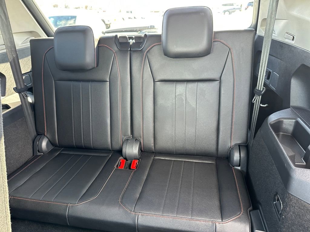 Used 2024 Volkswagen Tiguan Wolfsburg Edition image 23