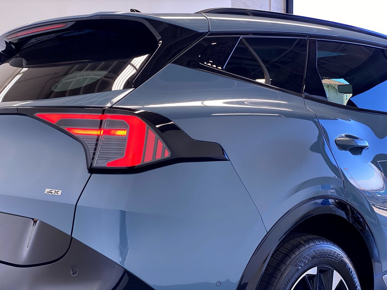 New 2027 Kia Sportage SX Prestige AWD/4WD image 10